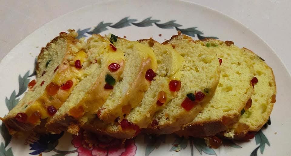 TUTTI FRUITTI TEA TIME  SLICE CAKE